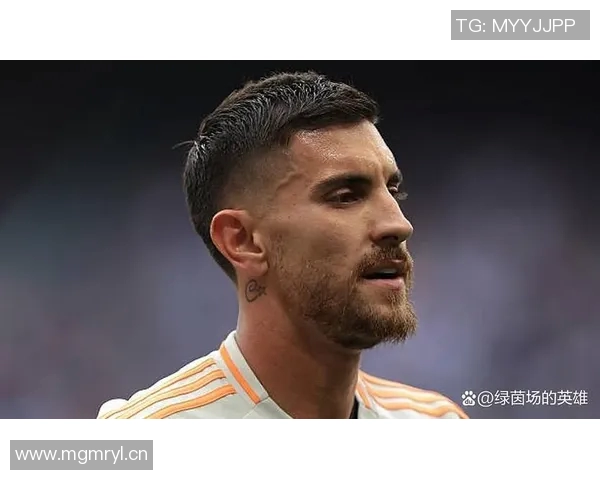 意天空报道罗马或将与佩莱格里尼降薪续约而迪巴拉续约前景渺茫